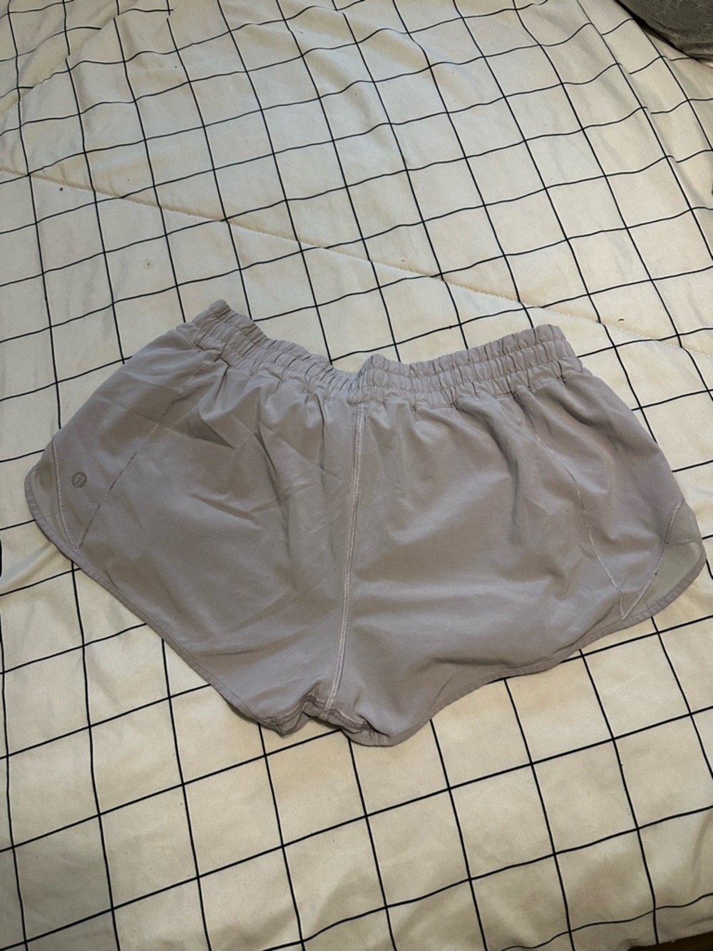Lululemon Hotty Hot Short - Picture 3 of 5